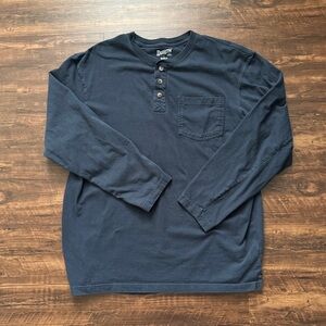 Duluth Trading Co Relaxed Fit Longtail Henley T with Pocket